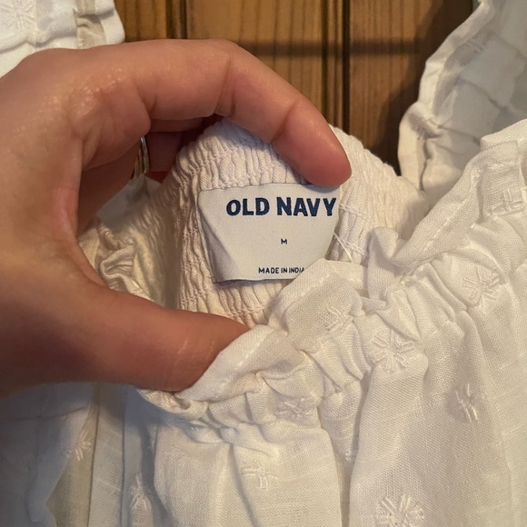 Old navy women’s top - Picture 4 of 4